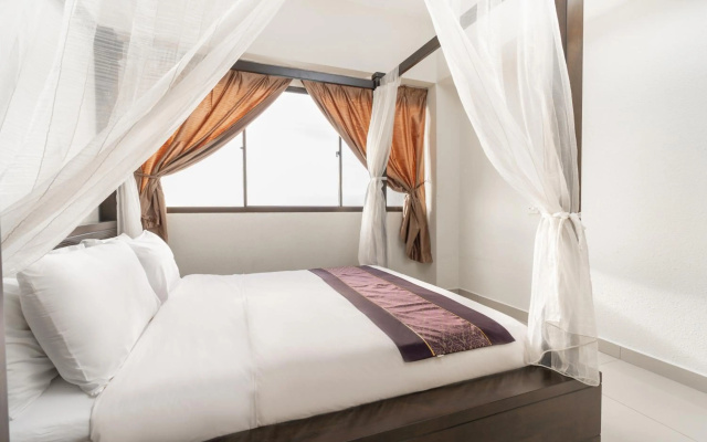 DELUXE Suite Seaview Batu Ferringhi 2304 - 2 Rooms – Guest Rooms – Batu Ferringhi