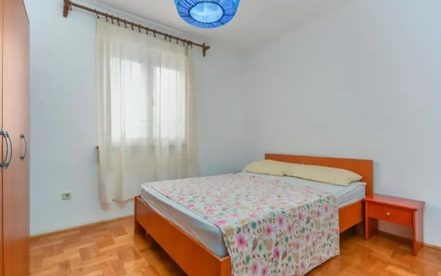 Apartments Ina