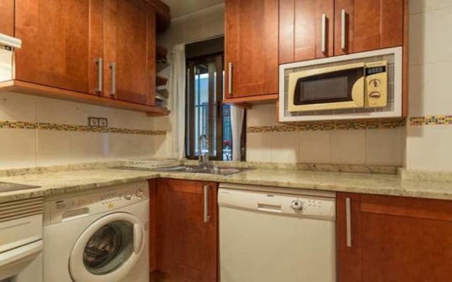 Downtown Apartment -  Atocha-Station & Parking