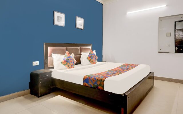 Fabexpress Saket Residency