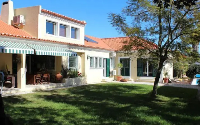 Villa Jacarandá