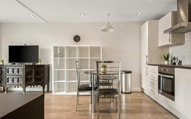 Hoxton Apartments by Mysquare