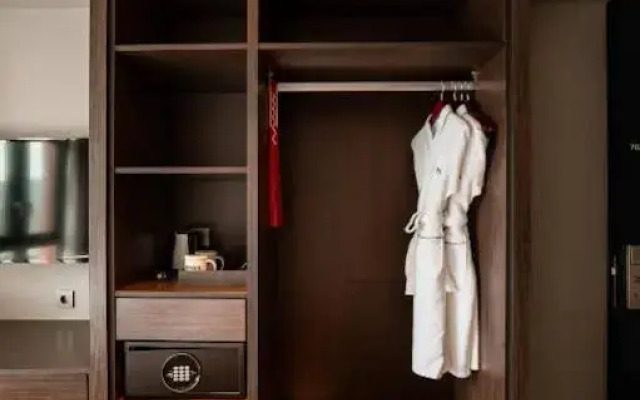 HOMES Red Myeongdong