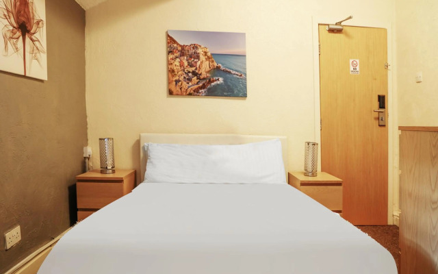 The Shores Hotel, Central Blackpool