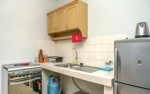 Spacious and Comfortable 2BR Puri Garden Apartment