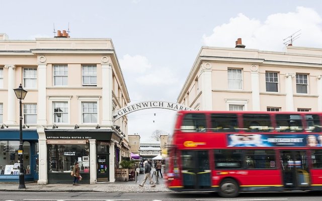 New Super 1 Bedroom Flat in the Heart of Greenwich