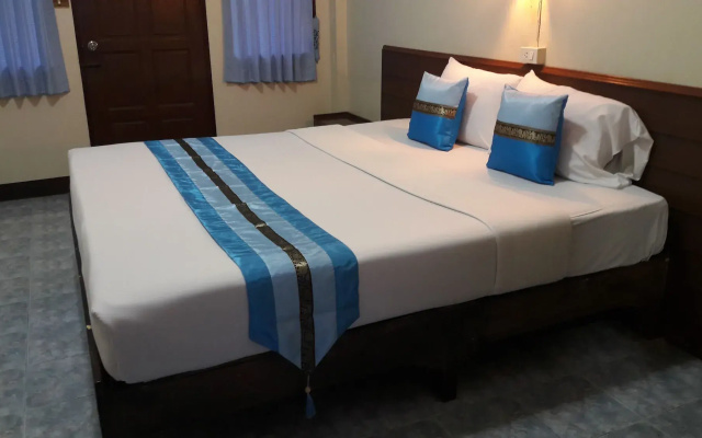 Lanna Thai Guesthouse