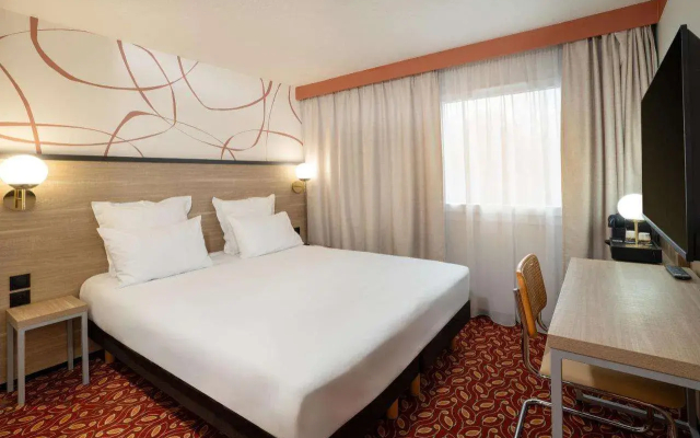 Sure Hotel by Best Western Caen Mémorial