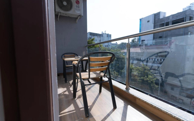 Regal Suites