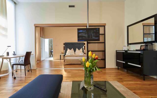 HiLight Suites Hotel