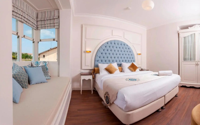 Salbakos Herakleia Boutique Hotel