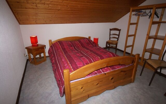 Large and Cosy Chalet, Beautiful Surroundings