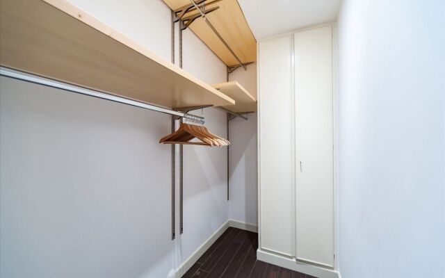 Luxury Cavour