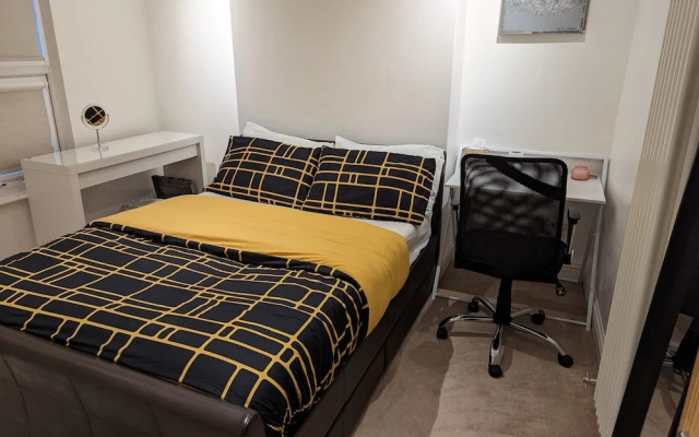 Fully-equipped Flat in the City of London
