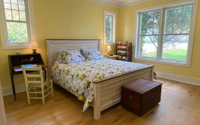 ST Lawrence Street 21