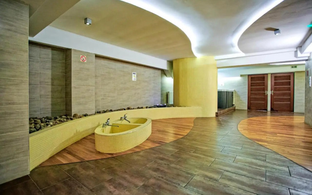 Centrum Szkoleniowo Rekreacyjne Hotel Karolinka