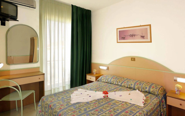 Hotel Beach 2