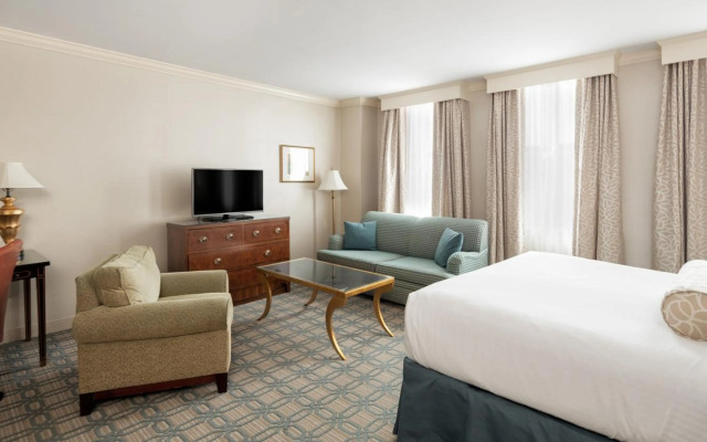 The Berkeley Hotel