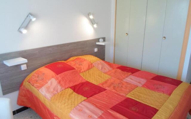 Appartement Balaruc-les-Bains, 2 pièces, 4 personnes - FR-1-503-59