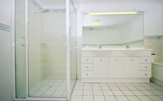 Nelson Towers, Unit 37/71 Victoria Parade