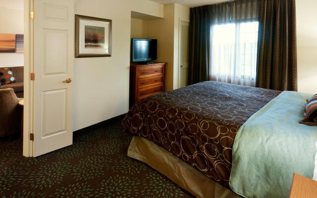 Staybridge Suites MPLS-Maple Grove/Arbor Lakes by IHG