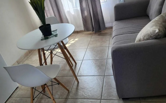 Room-khutsong Apartmentss