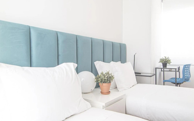 Baixa chiado 2 bedroom duplex apt with elevator