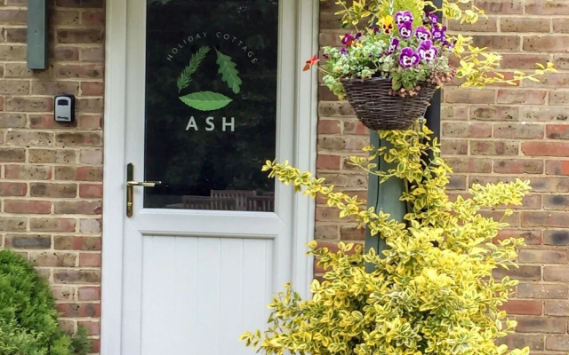 Woodhouse Woodmancote