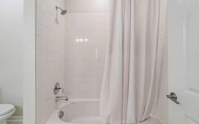 3150 Paradox Circle #406