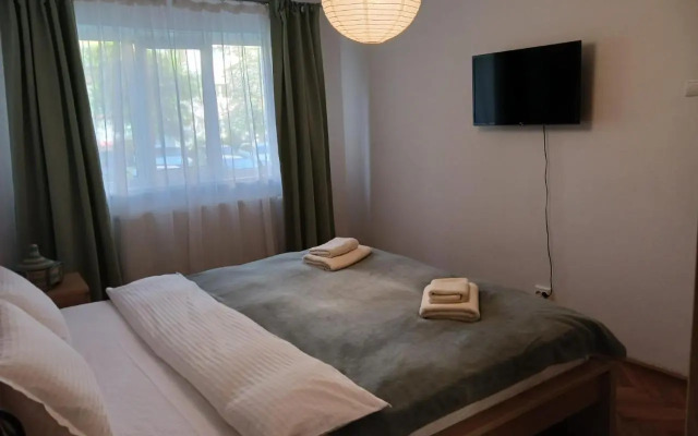 Cosy Home at 100 m from Iulius Town