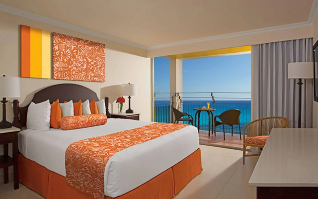 Sunset Beach Resort Spa and Waterpark All-Inclusive