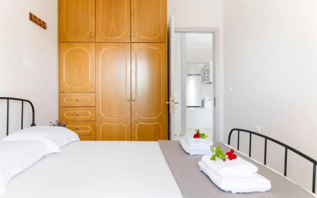 Paraskevi Apartments
