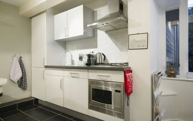 CoHo Suites