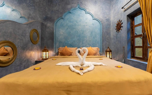 juSTa  Morjim Beach Resort and Spa