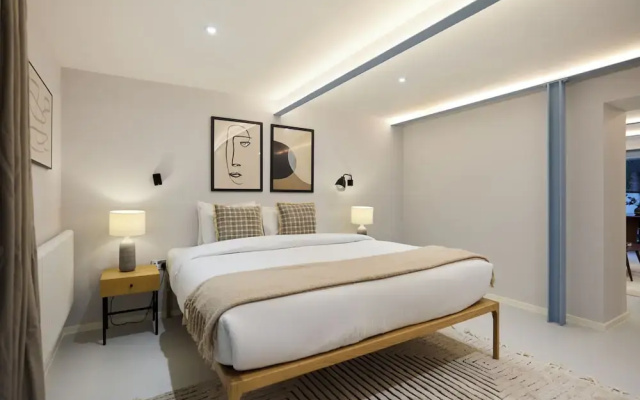 Ladbroke Grove Courtyard Apartment