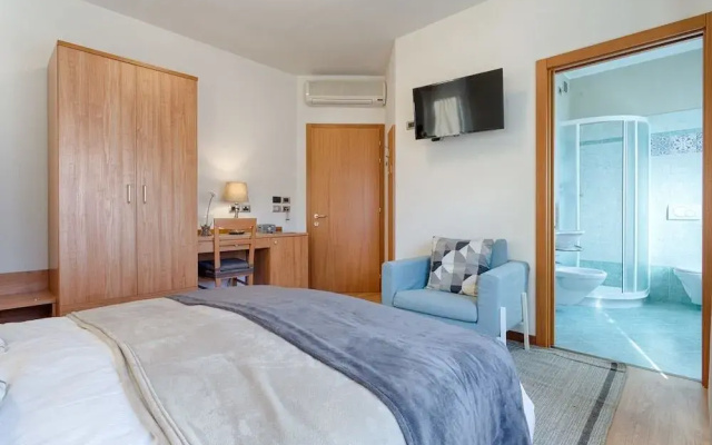 Vignola Rooms Avio