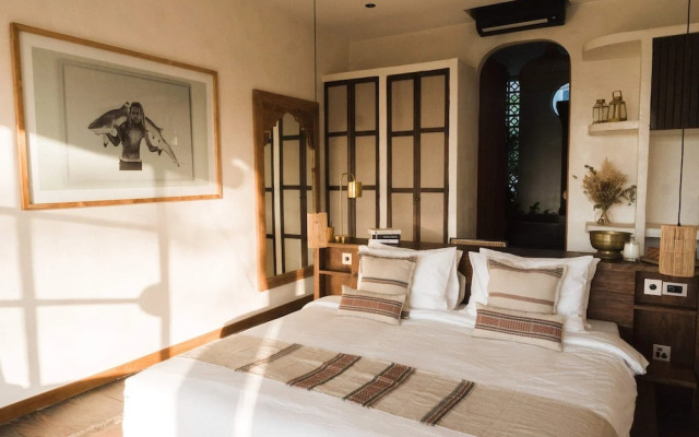 Majestic Private Villa 6 Br Canggu With Staff