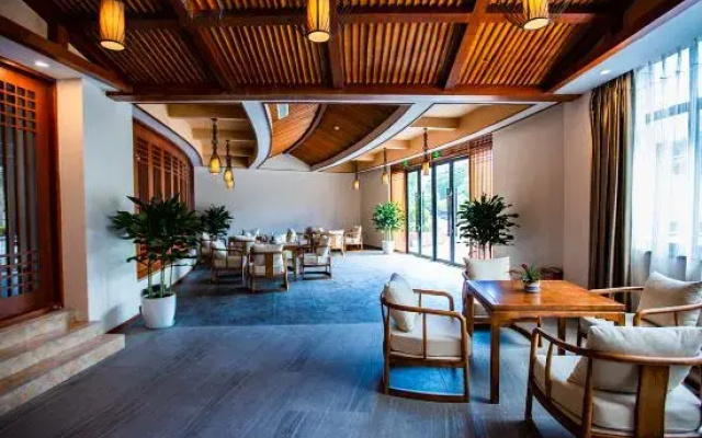 Manju Hotel