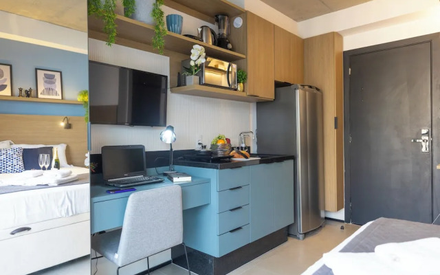 Estúdios com AC e Varanda na Bela Vista