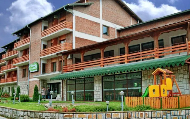 Tourist center Momina Krepost