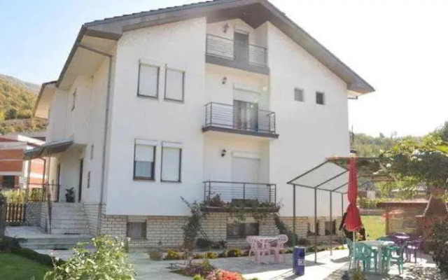 Damaja Guest House