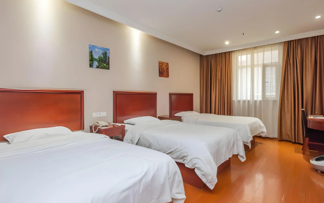 GreenTree Inn Qingdao Development District SDUST Express Hotel