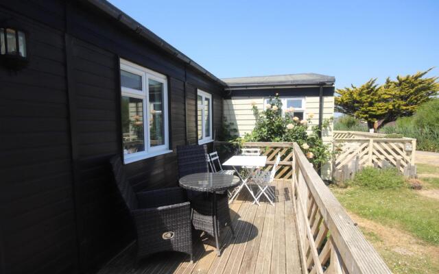 37B Medmerry Park 2 Bedroom Chalet