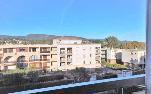 Appartement Bormes-les-Mimosas, 2 pièces, 4 personnes - FR-1-251-4