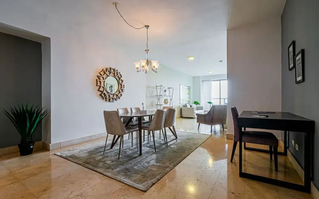 w Prestigious 1BR w Fantastic Balcony in YOO