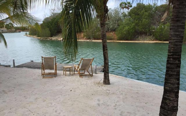 Lagoon Villas