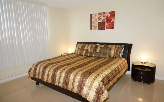 Private Residence at Ocean Residences