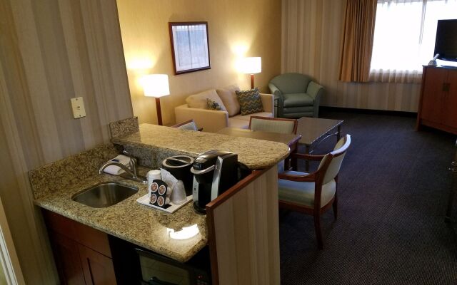 Best Western Cascadia Inn