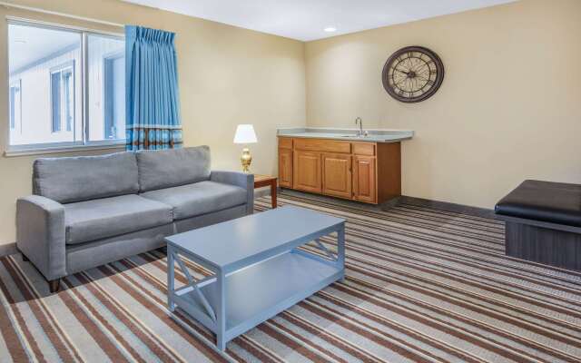 Super 8 by Wyndham Marysville/Port Huron Area