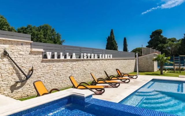 Istra Kamen Comfortable Holiday Residence